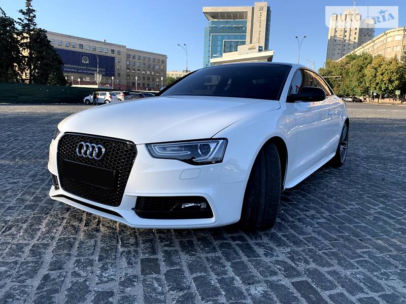 Купе Audi S5 2015 в Киеве