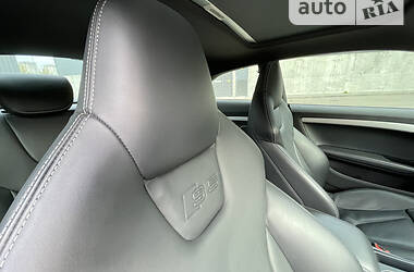 Купе Audi S5 2013 в Києві