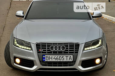Купе Audi S5 2009 в Одессе