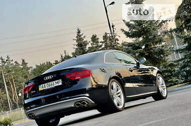 Купе Audi S5 2012 в Киеве