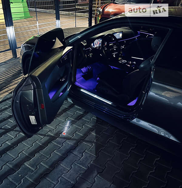 Купе Audi S5 2019 в Києві
