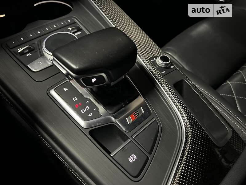 Купе Audi S5 2017 в Киеве