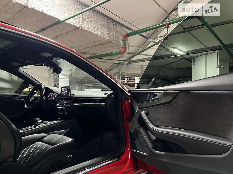 Купе Audi S5 2017 в Киеве