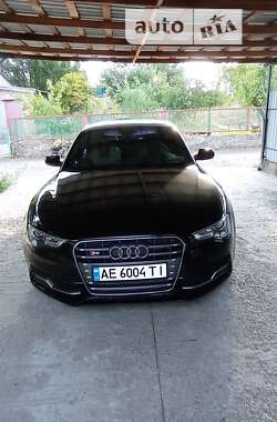 Купе Audi S5 2011 в Запоріжжі