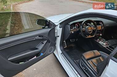 Купе Audi S5 2013 в 