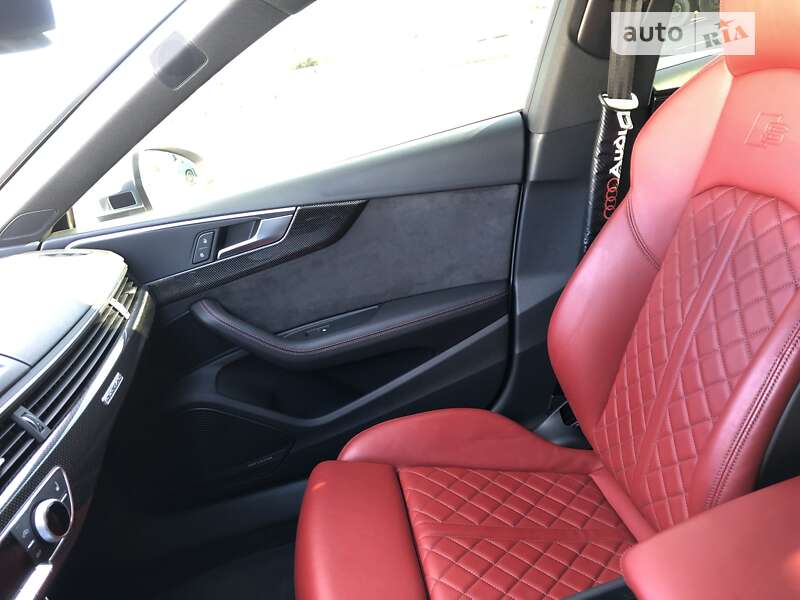 Лифтбек Audi S5 2017 в Харькове