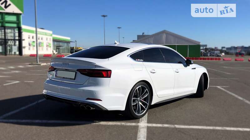 Лифтбек Audi S5 2017 в Харькове