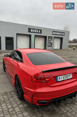 Купе Audi S5 2012 в Києві