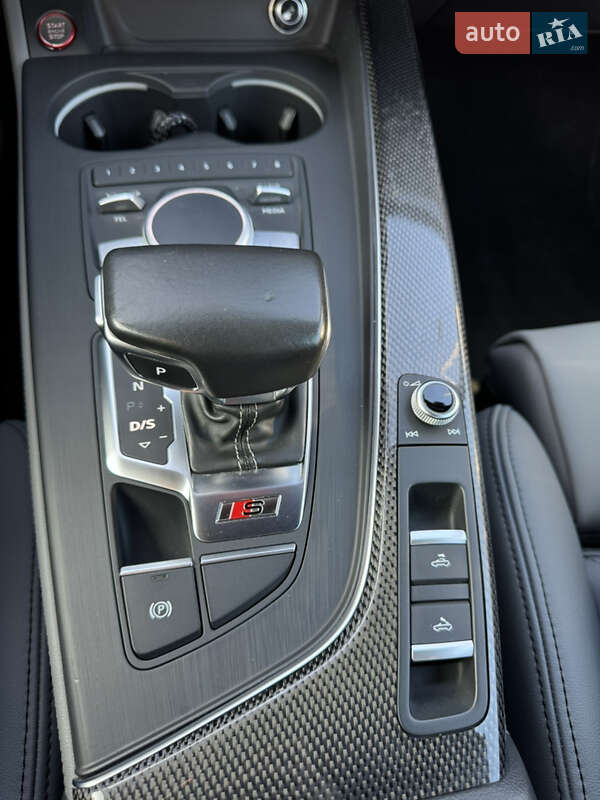 Кабриолет Audi S5 2017 в Тернополе