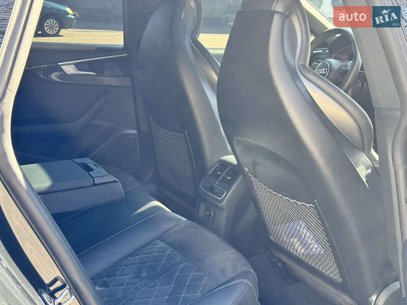 Купе Audi S5 2022 в Кривом Роге