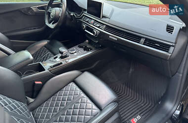 Лифтбек Audi S5 2018 в 