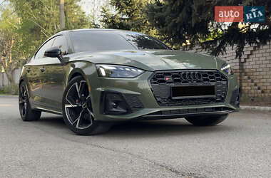 Купе Audi S5 2022 в 