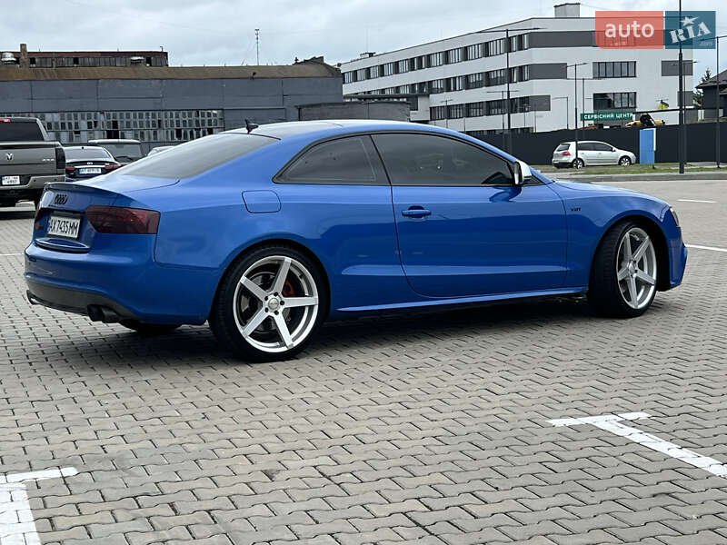 Купе Audi S5 2009 в Ивано-Франковске