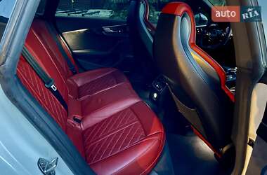 Лифтбек Audi S5 2017 в 