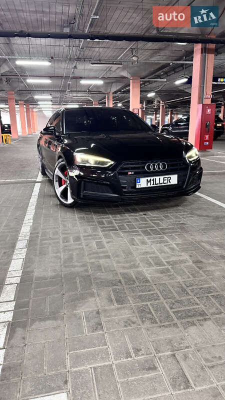 Купе Audi S5 2019 в Киеве