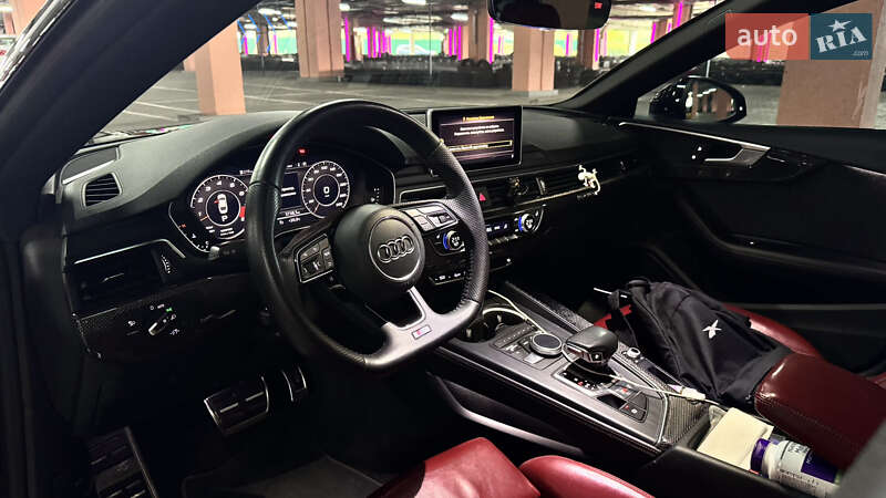 Купе Audi S5 2019 в Киеве