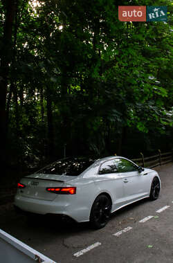 Купе Audi S5 2022 в 
