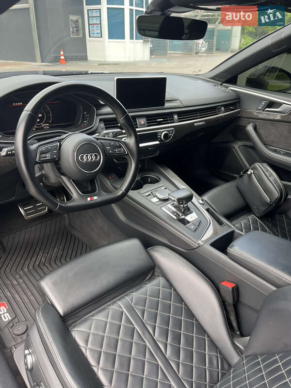 Купе Audi S5 2019 в Киеве
