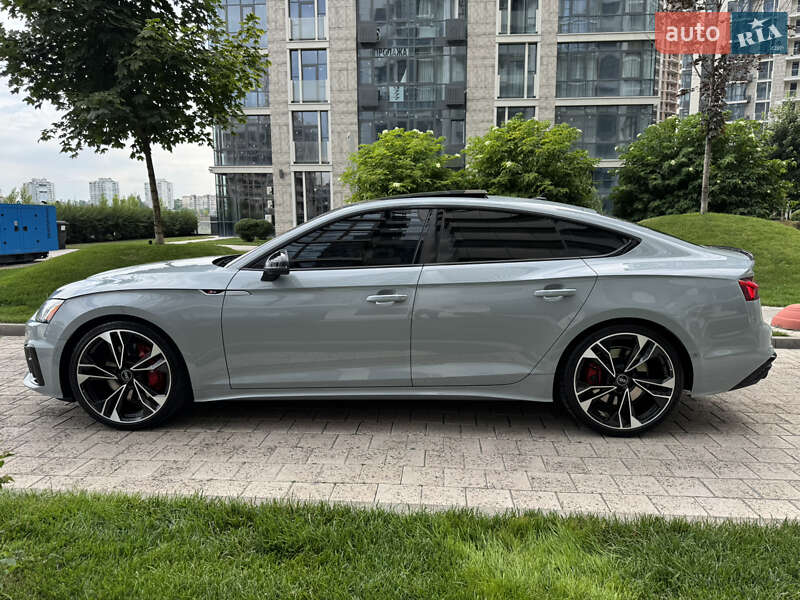 Купе Audi S5 2021 в Киеве