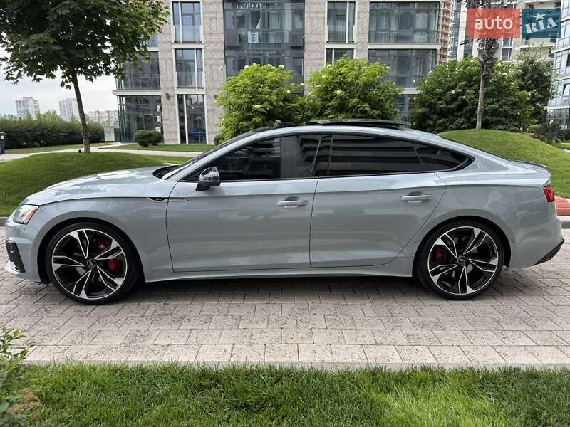 Купе Audi S5 2021 в Киеве