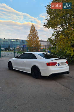 Купе Audi S5 2014 в 