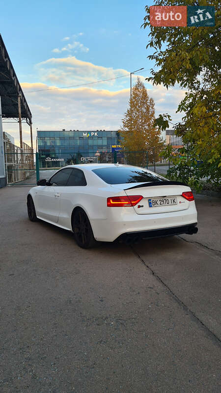 Купе Audi S5 2014 в Ровно
