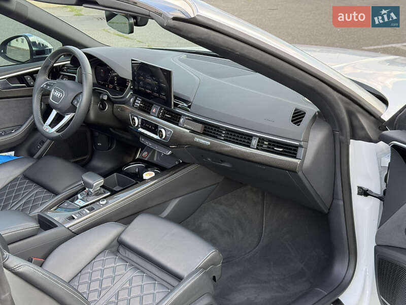 Кабріолет Audi S5 2022 в Києві
