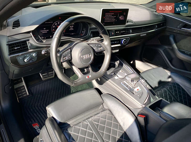 Купе Audi S5 2019 в Киеве