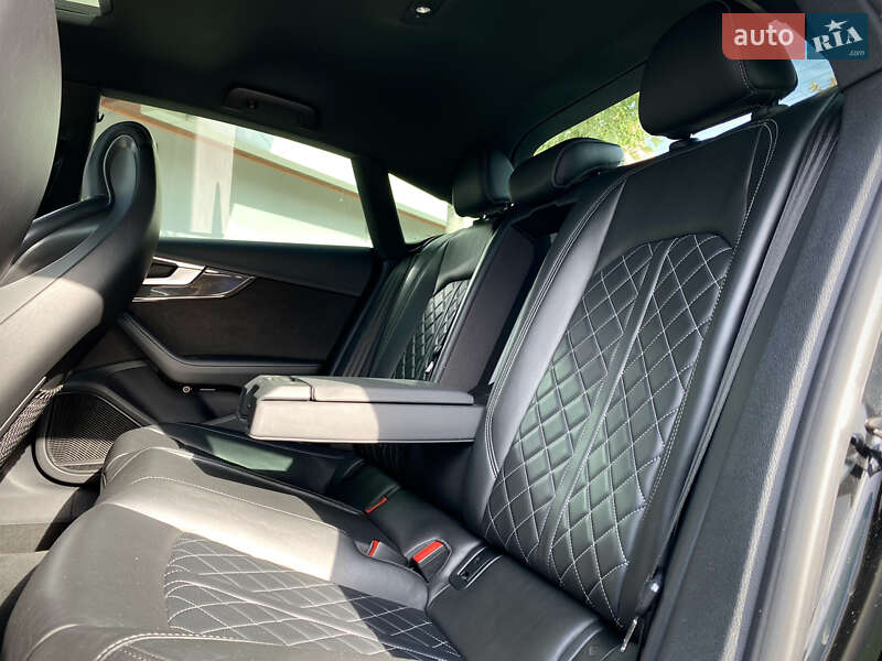 Купе Audi S5 2019 в Киеве