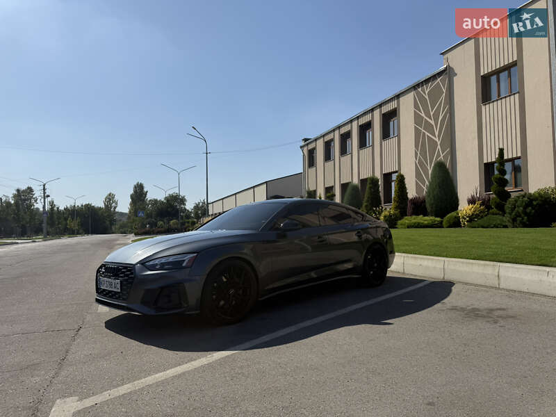 Лифтбек Audi S5 2024 в Днепре