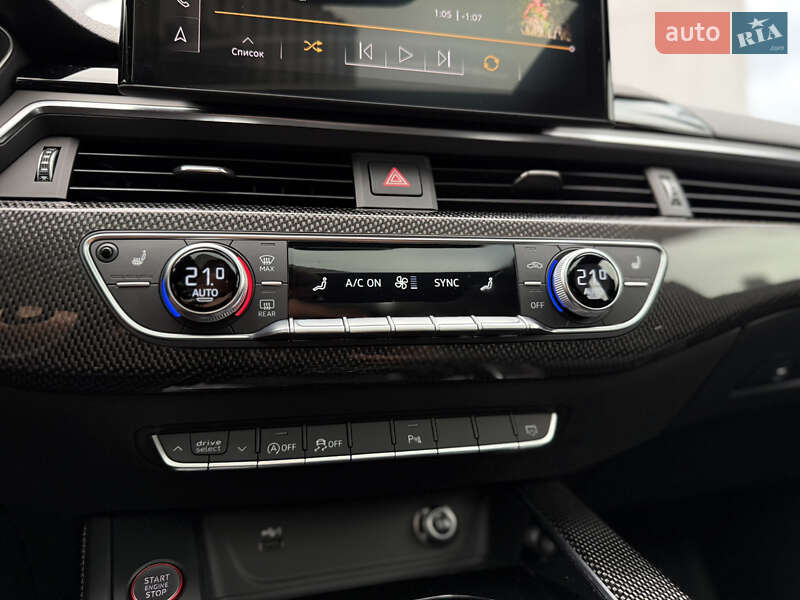 Купе Audi S5 2022 в Львове