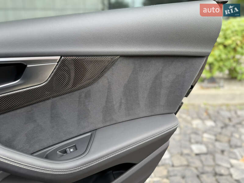 Купе Audi S5 2022 в Львове