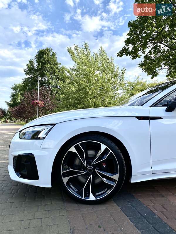Лифтбек Audi S5 2024 в Киеве