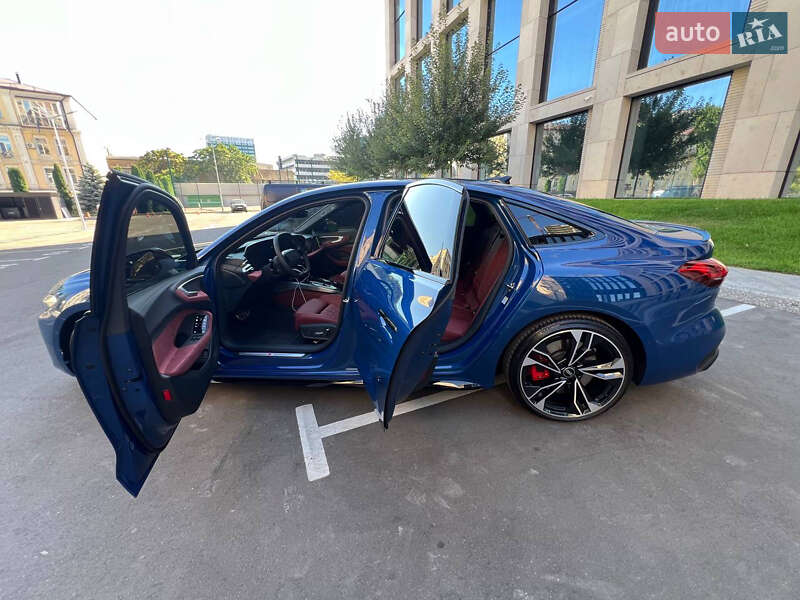 Лифтбек Audi S5 2025 в Киеве фото 11 Лифтбек Audi S5 2025 в Киеве