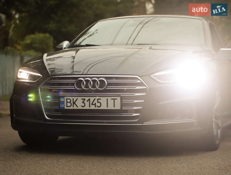 Купе Audi S5 2017 в Киеве