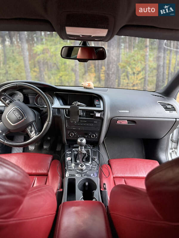 Купе Audi S5 2008 в Киеве