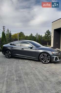 Купе Audi S5 2022 в 