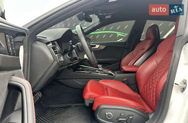 Ліфтбек Audi S5 2024 в  фото 9 Ліфтбек Audi S5 2024 в