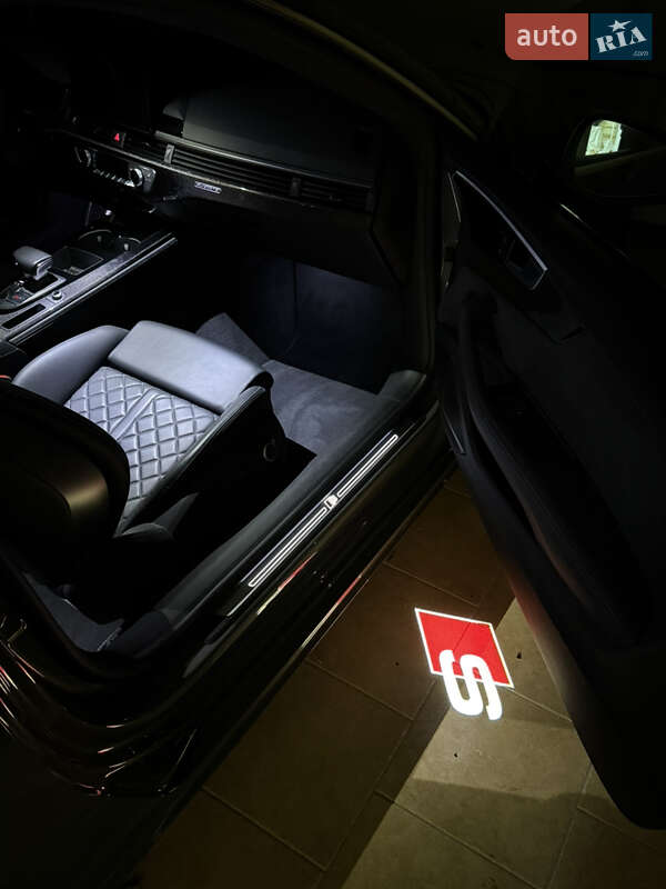 Купе Audi S5 2023 в Черновцах