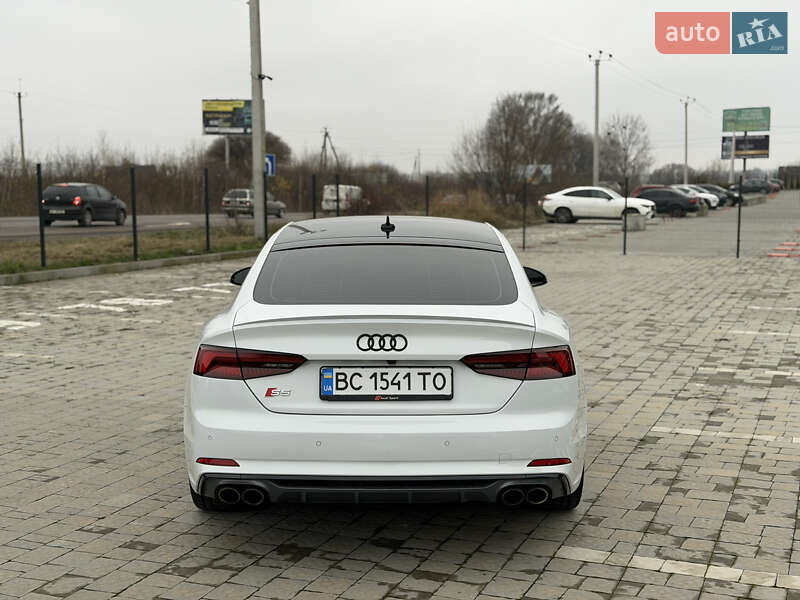 Купе Audi S5 2017 в Львові