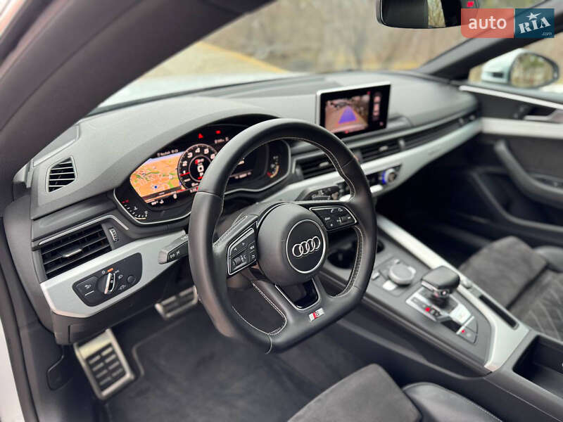 Купе Audi S5 2018 в Черновцах