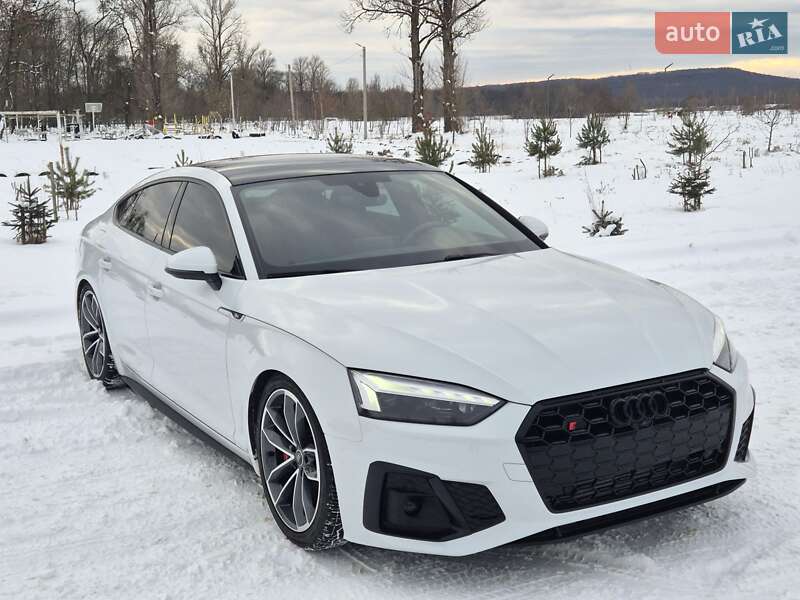 Купе Audi S5 2019 в Коломые