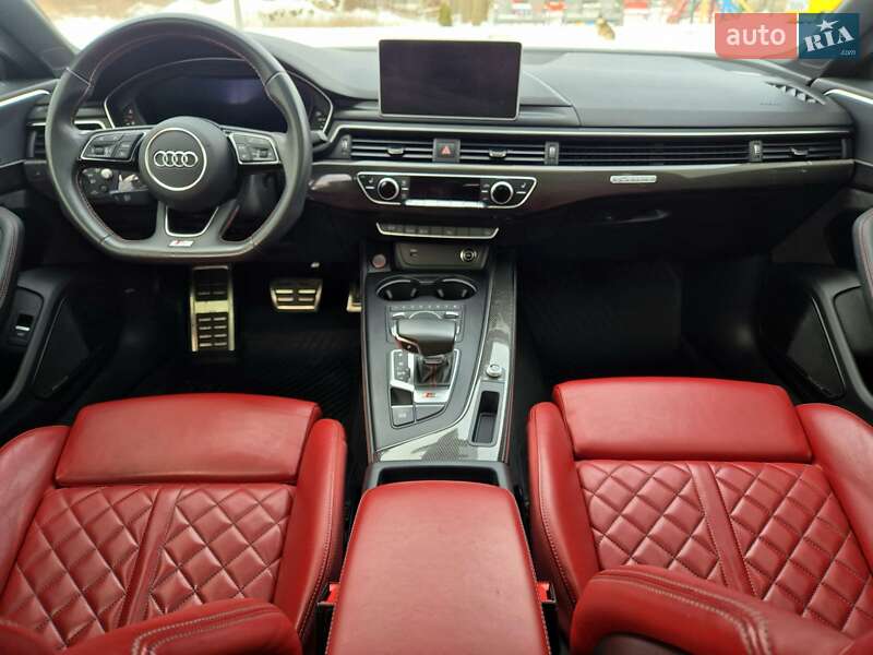 Купе Audi S5 2019 в Коломые