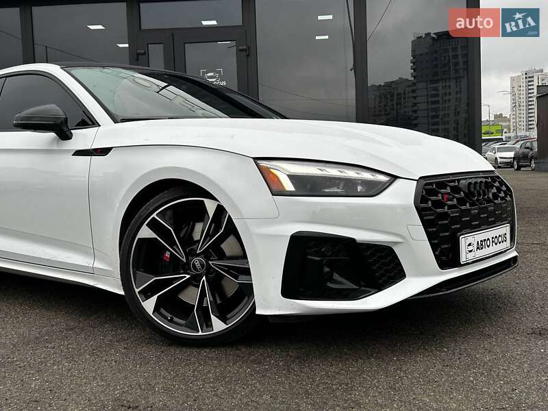 Лифтбек Audi S5 2024 в Киеве