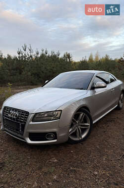 Купе Audi S5 2008 в Киеве