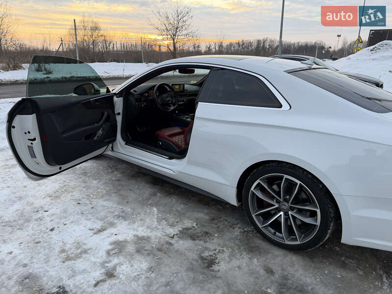 Купе Audi S5 2018 в Львові
