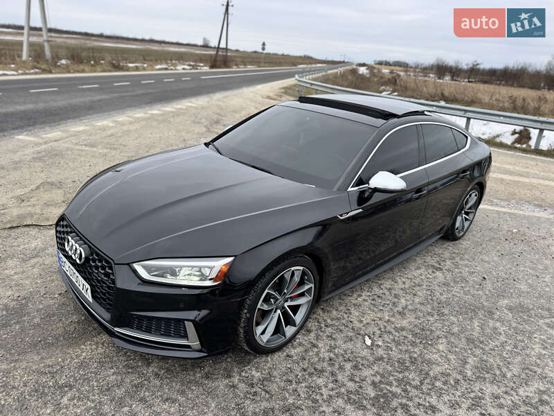 Купе Audi S5 2018 в Львові