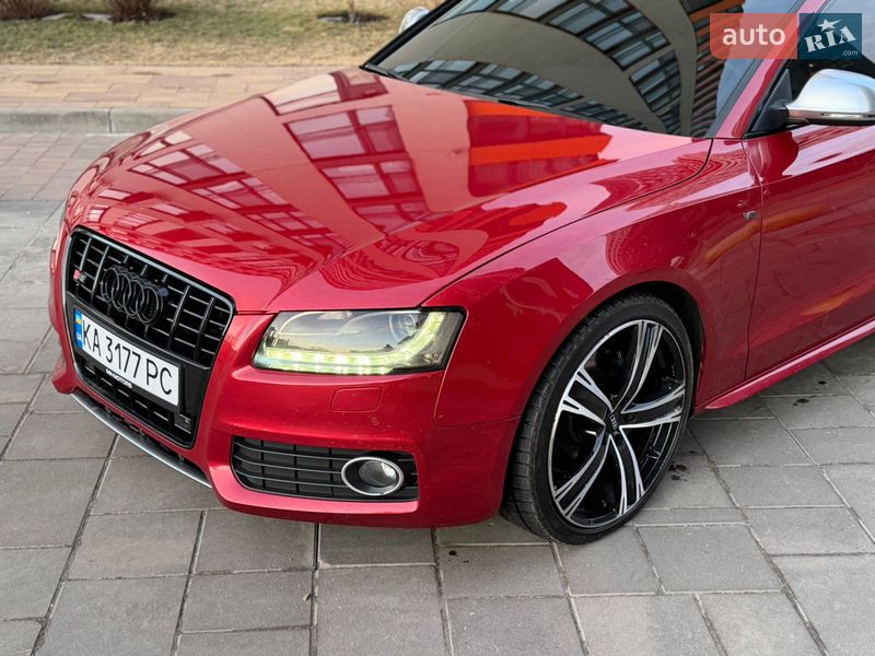 Купе Audi S5 2008 в Киеве