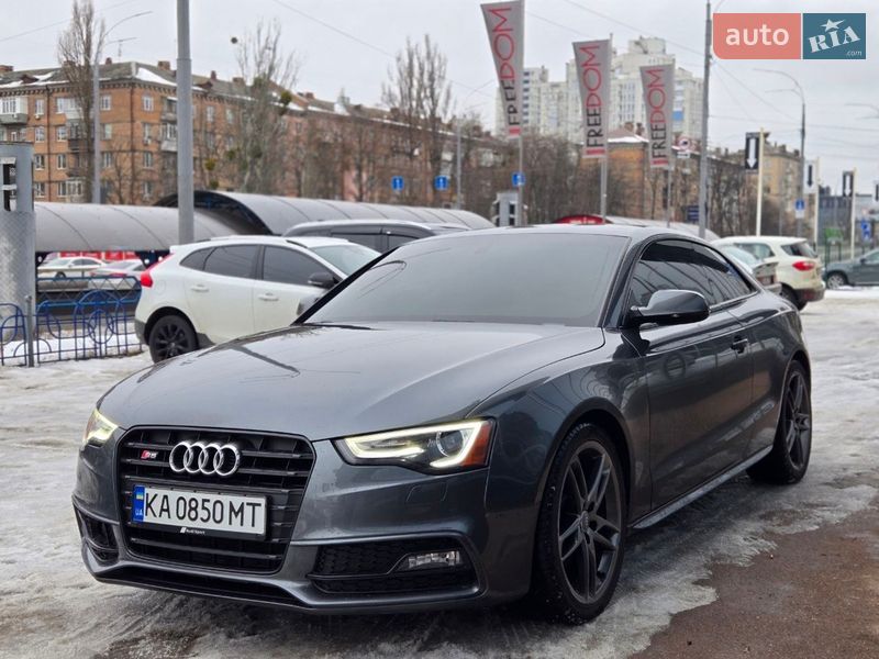 Купе Audi S5 2015 в Киеве