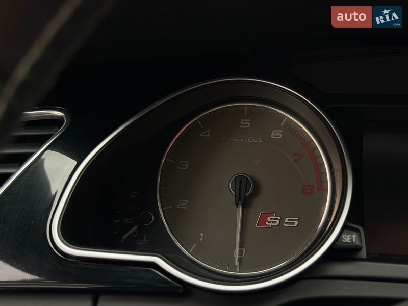Купе Audi S5 2013 в Тернополі